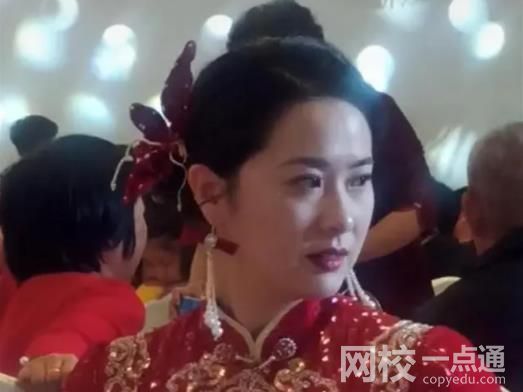 “国泰民安脸”新娘走红 嫁农村小伙 被赞为全网最美新娘